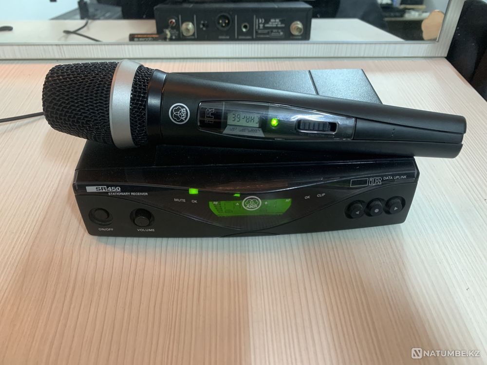Продам беспроводные микрофоны Sennheiser;Akg;DB tehnologies;Shure sm58 Алматы - изображение 1