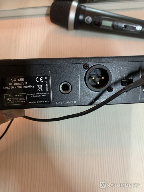 Продам беспроводные микрофоны Sennheiser;Akg;DB tehnologies;Shure sm58 Алматы - изображение 3