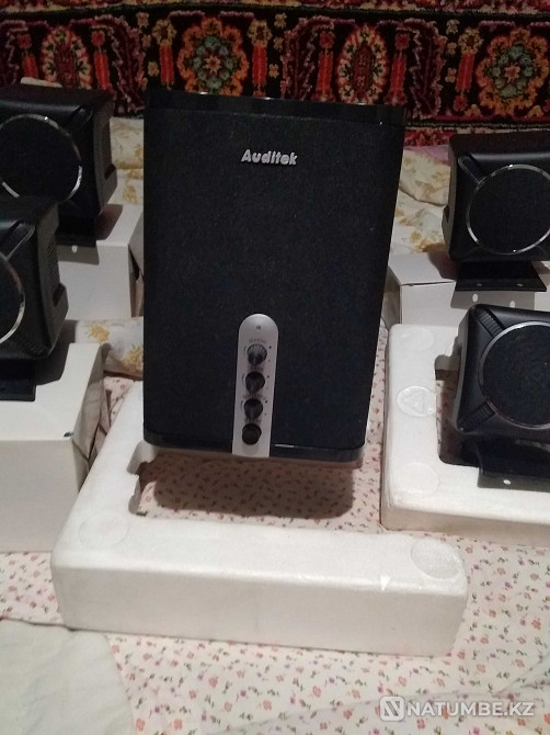 Продам новый Саб буфер 4.1 Channel Home Theater 1100 W с колонками. Алматы - изображение 1