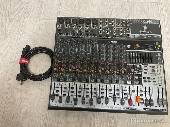 Behringer Xenyx X1832USB араластырғыш консолі  Алматы - изображение 1