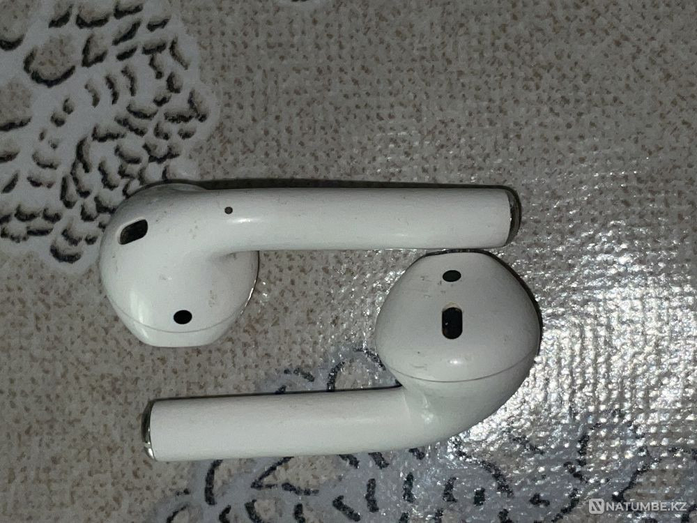 Наушники airpods 1 поколения. Без кейса Алматы - изображение 1
