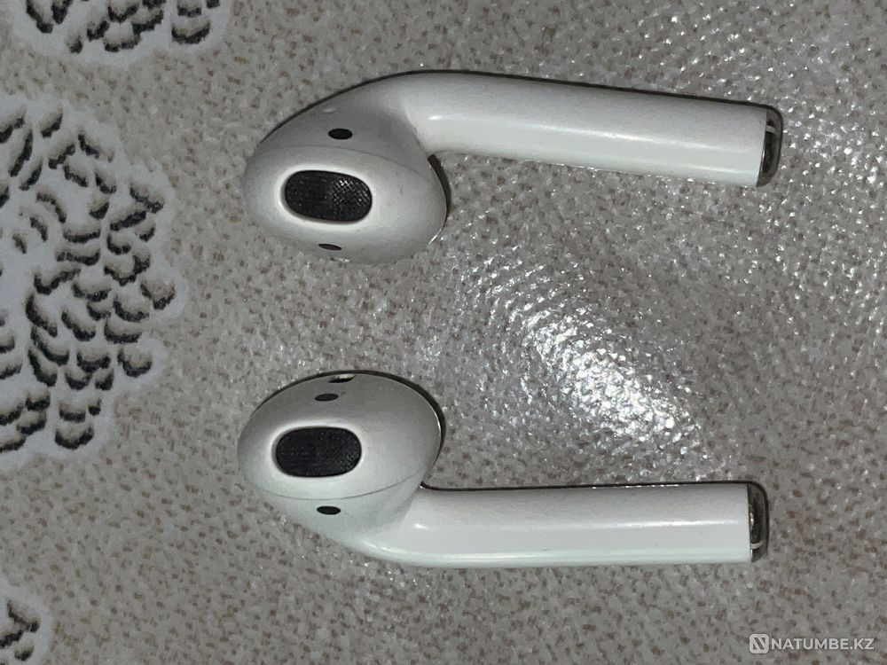 Наушники airpods 1 поколения. Без кейса Алматы - изображение 2