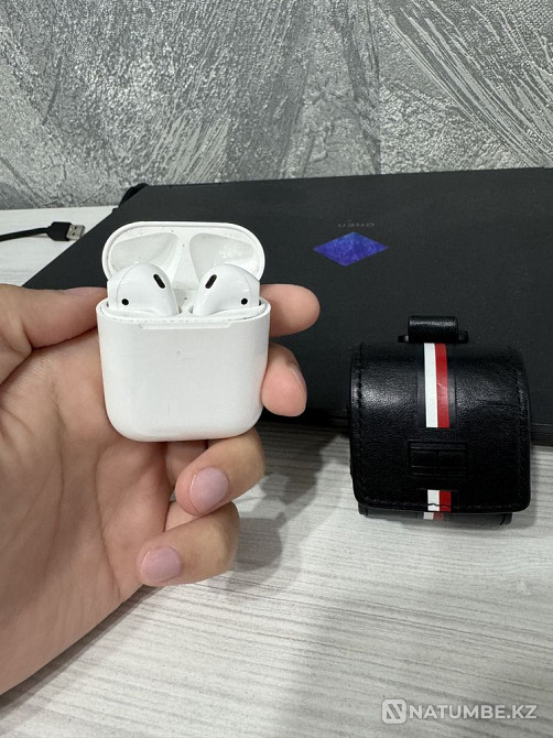 AirPods 1 поколения Алматы - изображение 2
