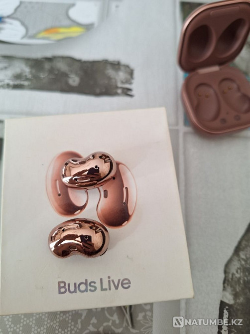 Продам наушники Samsung Galaxy Buds Live Алматы - изображение 2