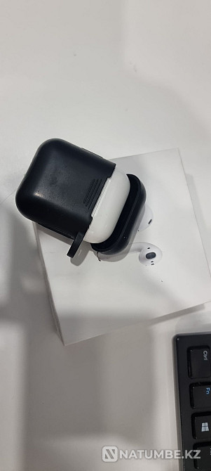 Air pods 1 поколение оригинал Алматы - изображение 2