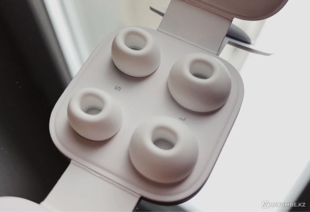 Airpods pro; Эйрподс про L; R только наушники для тех кто утерял Алматы - изображение 2