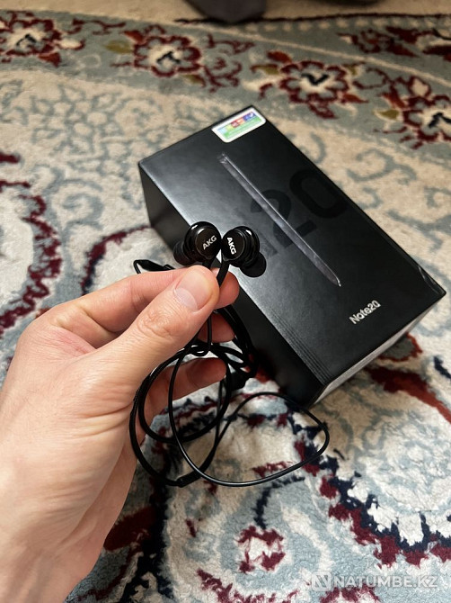 Наушник AKG оригинал Алматы - изображение 1