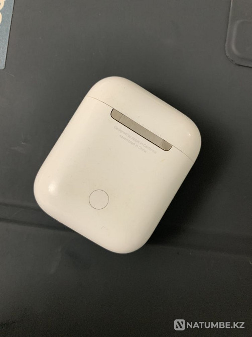 AirPods 1 оригинал Алматы - изображение 2