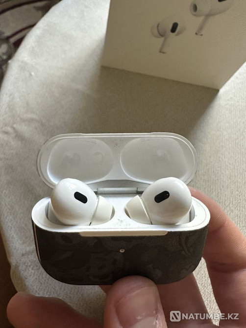 air pods pro 2 on guarantee Almaty - photo 2