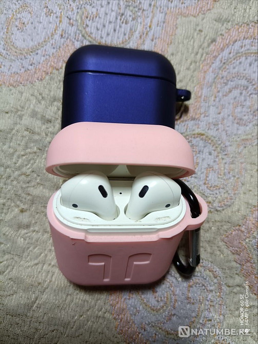 Продаю AirPods with Charging Case Алматы - изображение 1