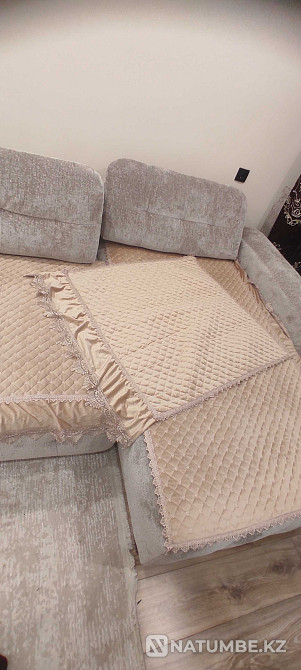 Продам дивандек велюровый красивый; с тормозами Алматы - изображение 1