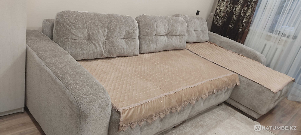 Продам дивандек велюровый красивый; с тормозами Алматы - изображение 3
