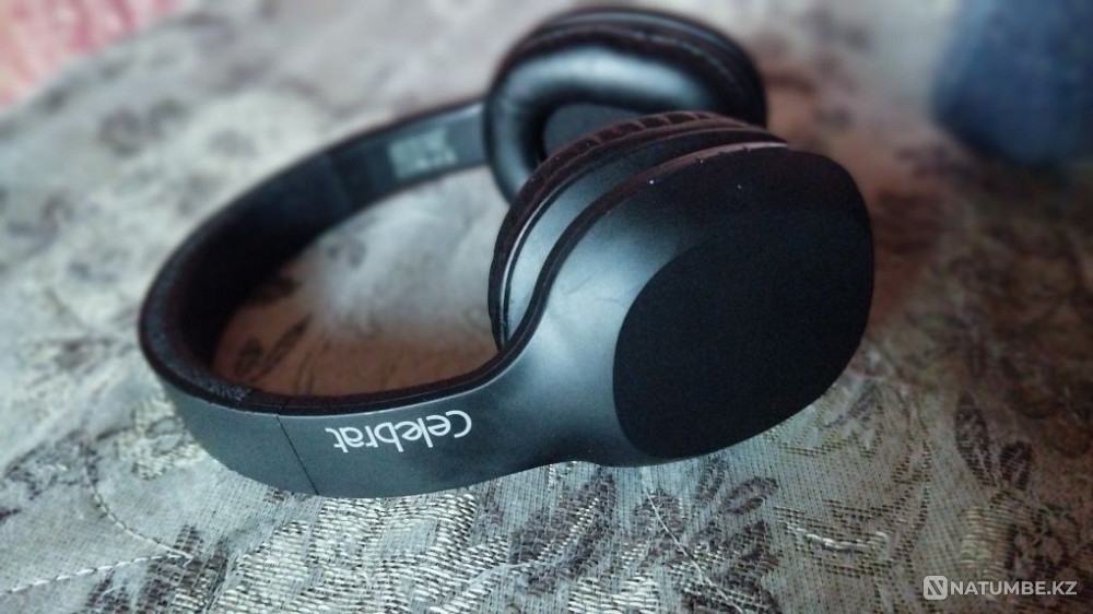 Наушник celebrat A-18 Алматы - изображение 2