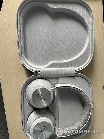 Cisco Bang&Olufsen headphones with active noise reduction Almaty - photo 2