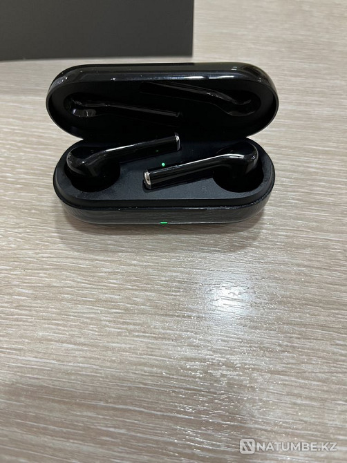 Selling Huawei wireless headphones Almaty - photo 1