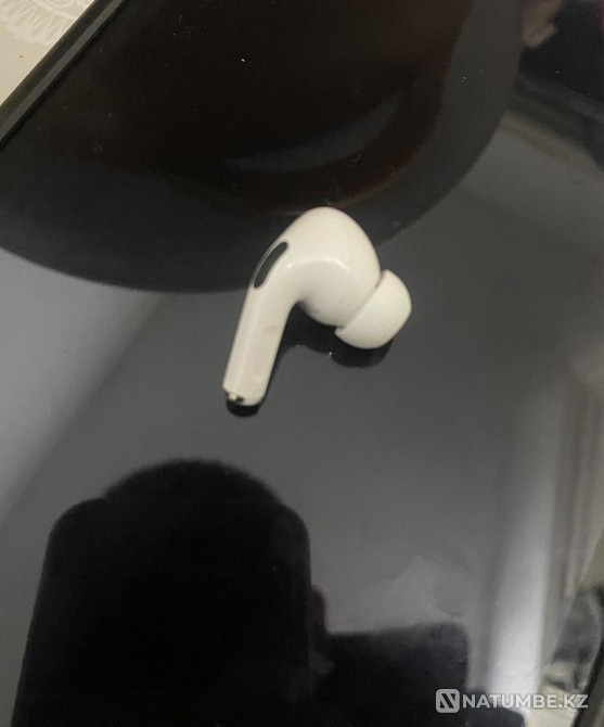 Наушник правый на AirPods Pro АйрПодс оригинал Алматы - изображение 2