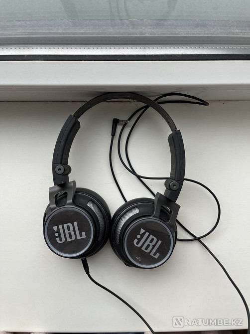 JBL құлаққаптары жақсы жағдайда  Алматы - изображение 1