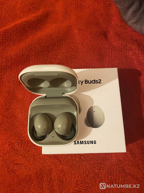 Samsung buds 2 color green white Almaty - photo 1