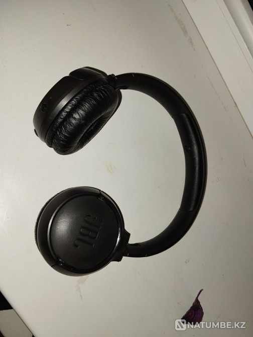 JBL 500bt наушник сатылады, қорапшасы бар  Алматы - изображение 1