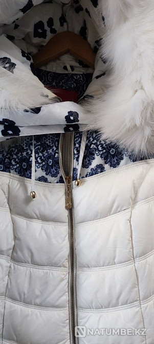 Продам белый пуховик Алматы - изображение 3