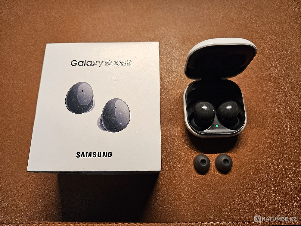 Headphones Samsung galaxy buds 2 Almaty - photo 2