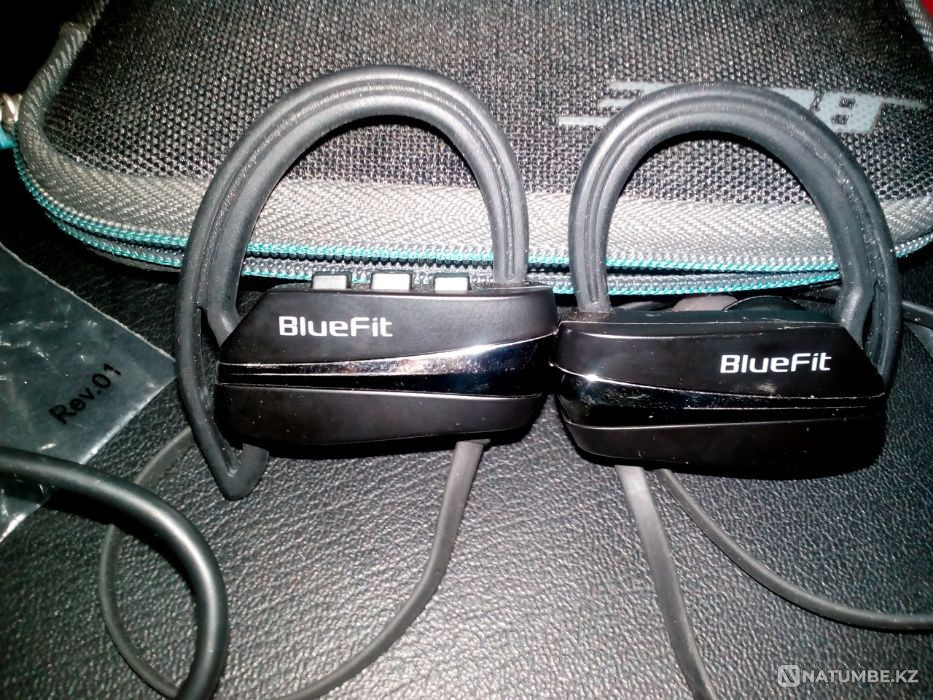 Bluetooth fitness headphones BlueFit Almaty - photo 1