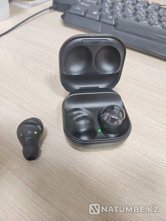 Selling Galaxy Buds Pro headphones Almaty - photo 1