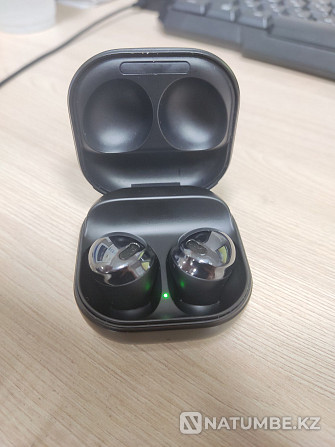 Selling Galaxy Buds Pro headphones Almaty - photo 2