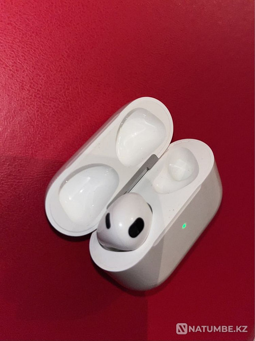 Airpods 3 левая сторона вместе с кейсом Алматы - изображение 1