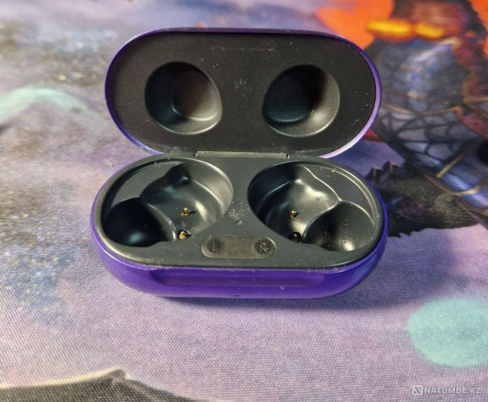 Наушники Samsung galaxy buds+ bts edition Алматы - изображение 3