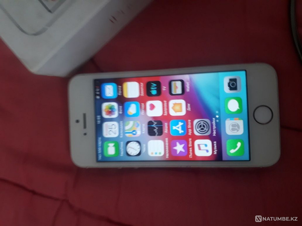 Продам айфон 5с 16 гб Алматы - изображение 1