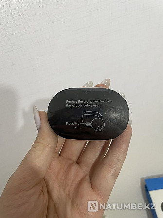 Mi true wireless earbuds case and left earphone Almaty - photo 3