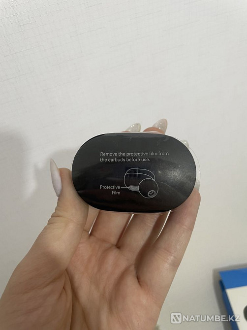 Mi true wireless earbuds case and left earphone Almaty - photo 3