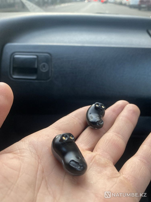 samsung galaxy bads live Almaty - photo 4