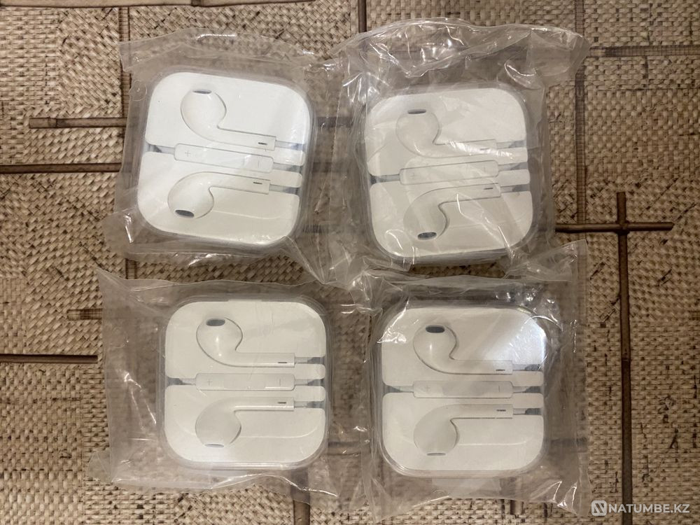 Продам новые оригинальные Эйр подсы. AirPods. Запечатанные Алматы - изображение 2