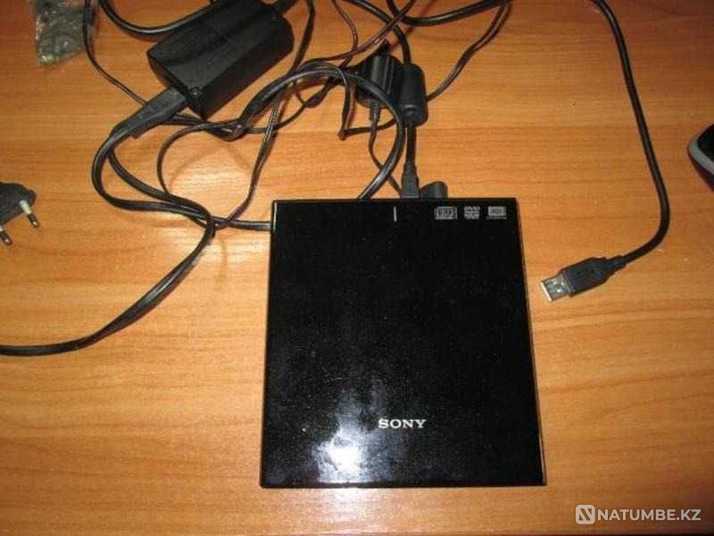 Меняю блютуз наушники небольшие для телефона планшета и не только Алматы - изображение 5