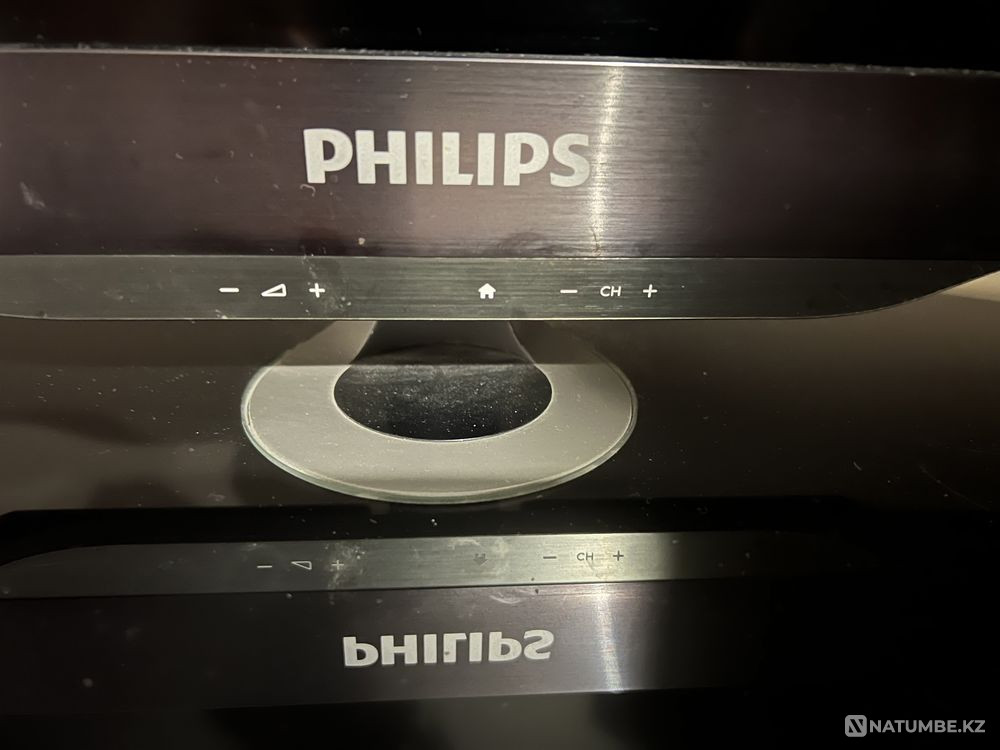 Selling a working PHILIPS 55 diagonal TV Severo-Kazakhstanskaya Oblast' - photo 1