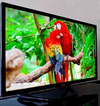 Продам Smart TV/Смарт телевизор LG диагональю 82 см Северо-Казахстанская область