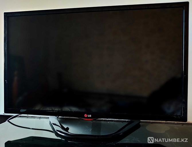 Продам Smart TV/Смарт телевизор LG диагональю 82 см Северо-Казахстанская область - изображение 5