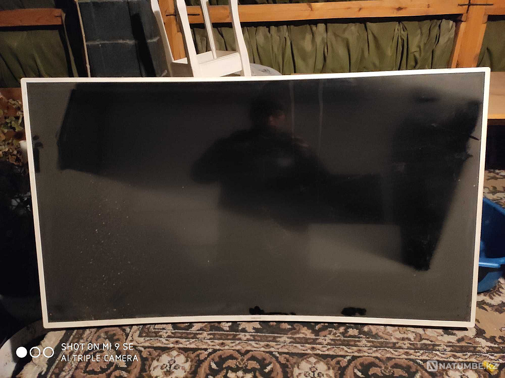 Телевизор Samsung ue55ku6510uxce белый; по запчастям Акколь - изображение 2