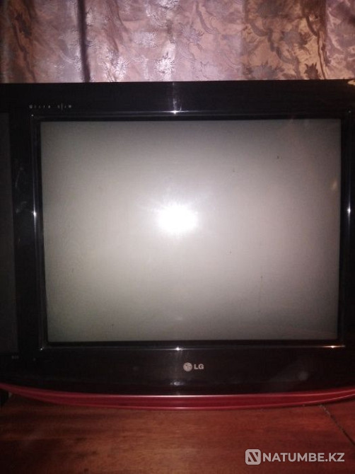 2 телевизора LG и Sharp б.у. диагонали 69 см. и 35 см. . продам. Акколь - изображение 1