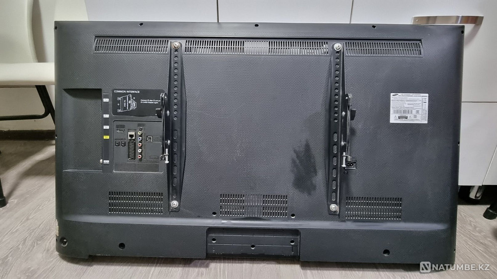 Телевизор samsung 48" Атбасар - изображение 3