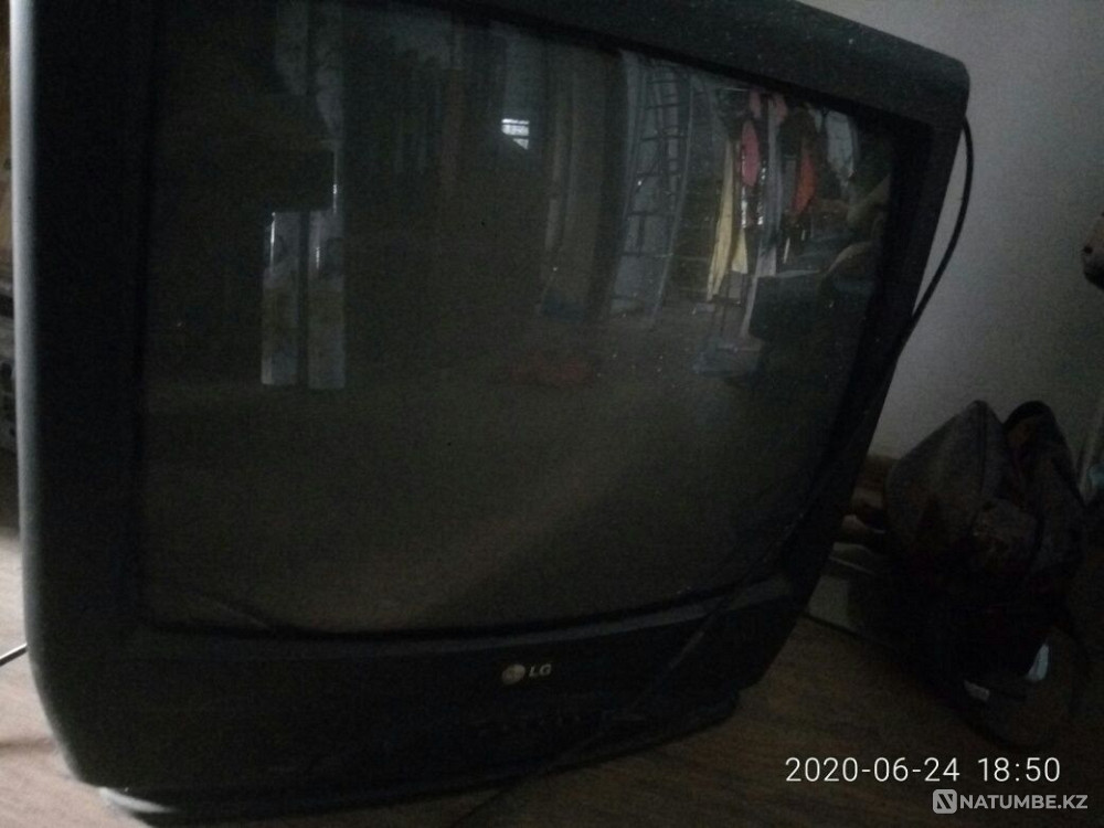 Телевизор цветной Есиль - изображение 4