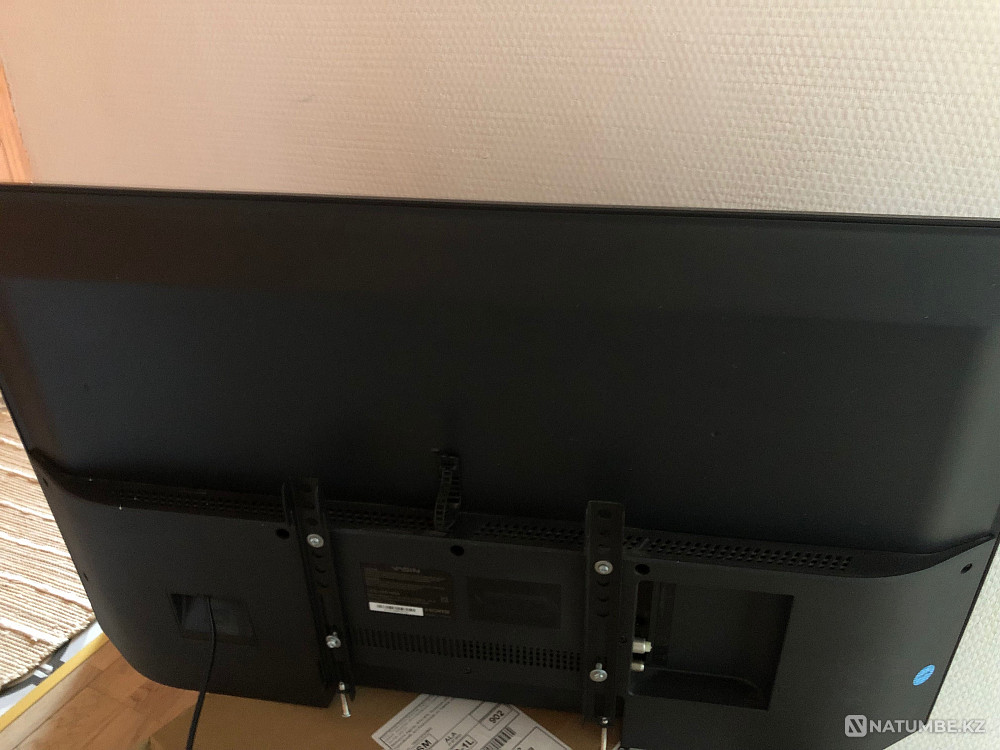 TV LED-32E1000 Yesil' - photo 3