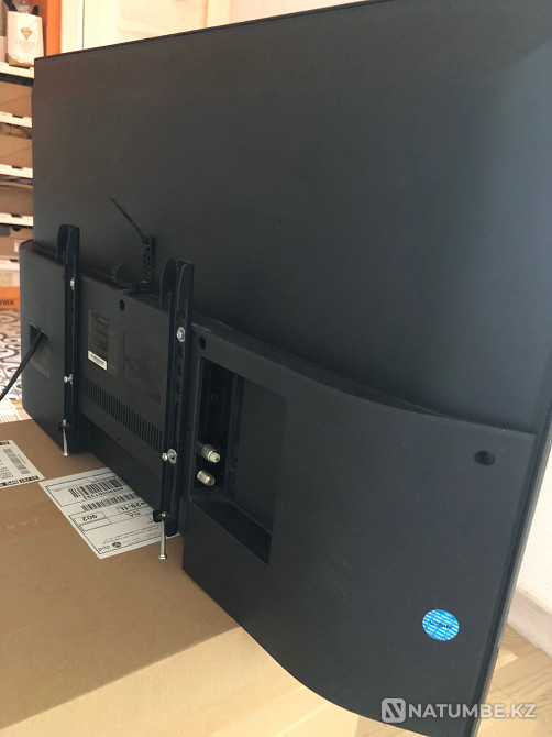 TV LED-32E1000 Yesil' - photo 2