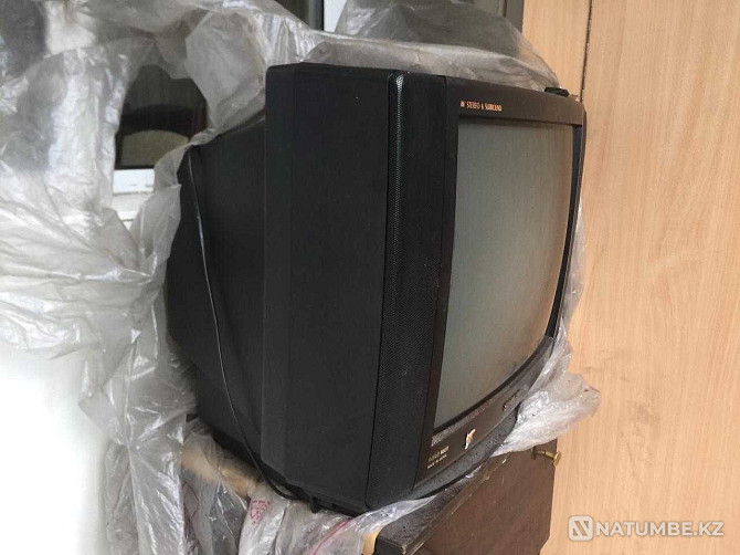 TV SHARP 60 x 45 x 40 in working condition Yesil' - photo 2