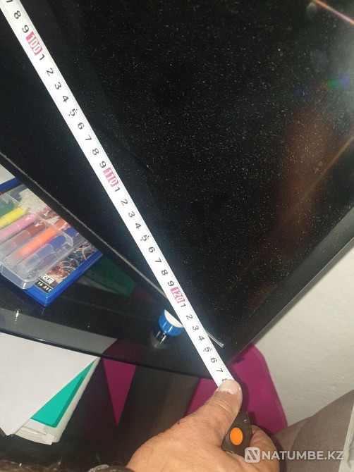 Urgently selling smart TV. 123d with stand.youtube. Stepnogorskoye - photo 3