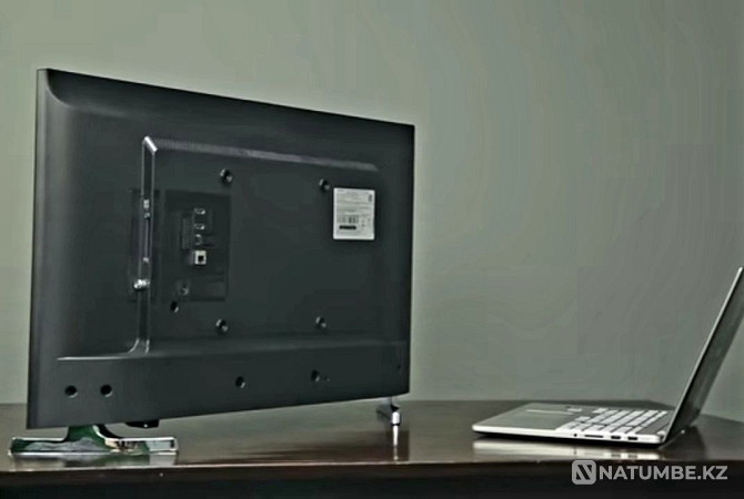 Телевизор 2016года оригинал Samsung 80cm Степногорск - изображение 2
