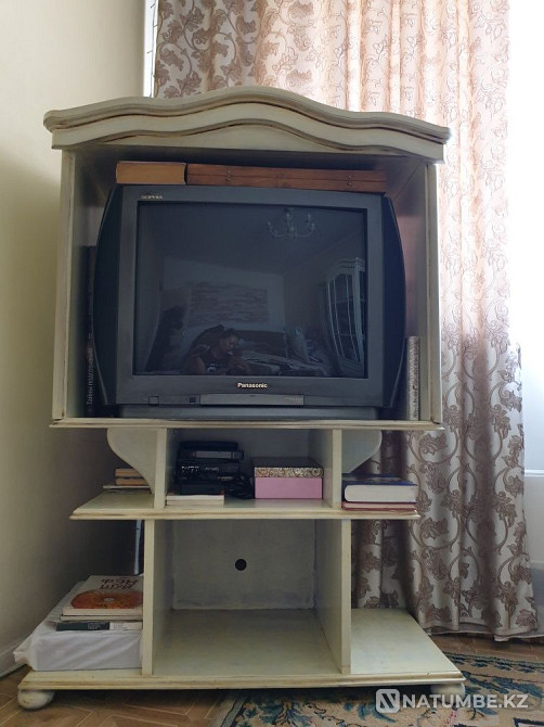 Panasonic Sophia продам вместе подставкой из натуральной сосны Алга - изображение 4