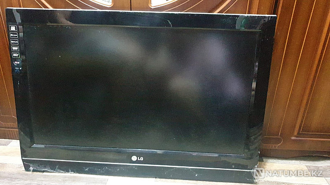 LG TV  - photo 1